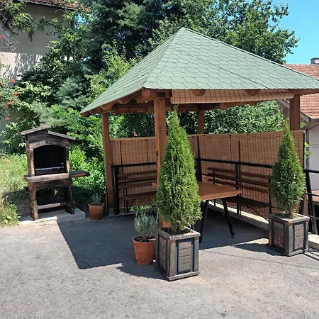 Stan Na Dan Goca Appartement Užice